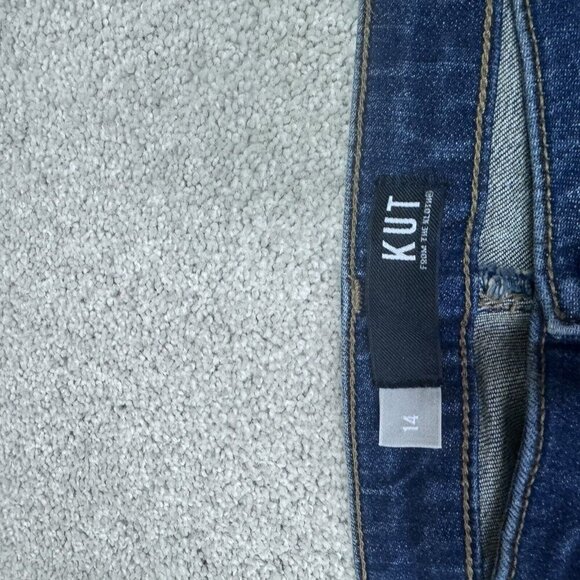 Classic Blue Women's Jeans - Picture 7 of 13